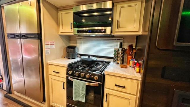 Apartamento Luxury Glamping Near Idaho Event Center In Nampa Exterior foto
